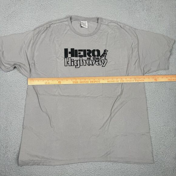 Mack Trucks Shirt Mens XXL Gray Hero Of The Highway Bulldog Tee Ring Spun NWT - Picture 7 of 11